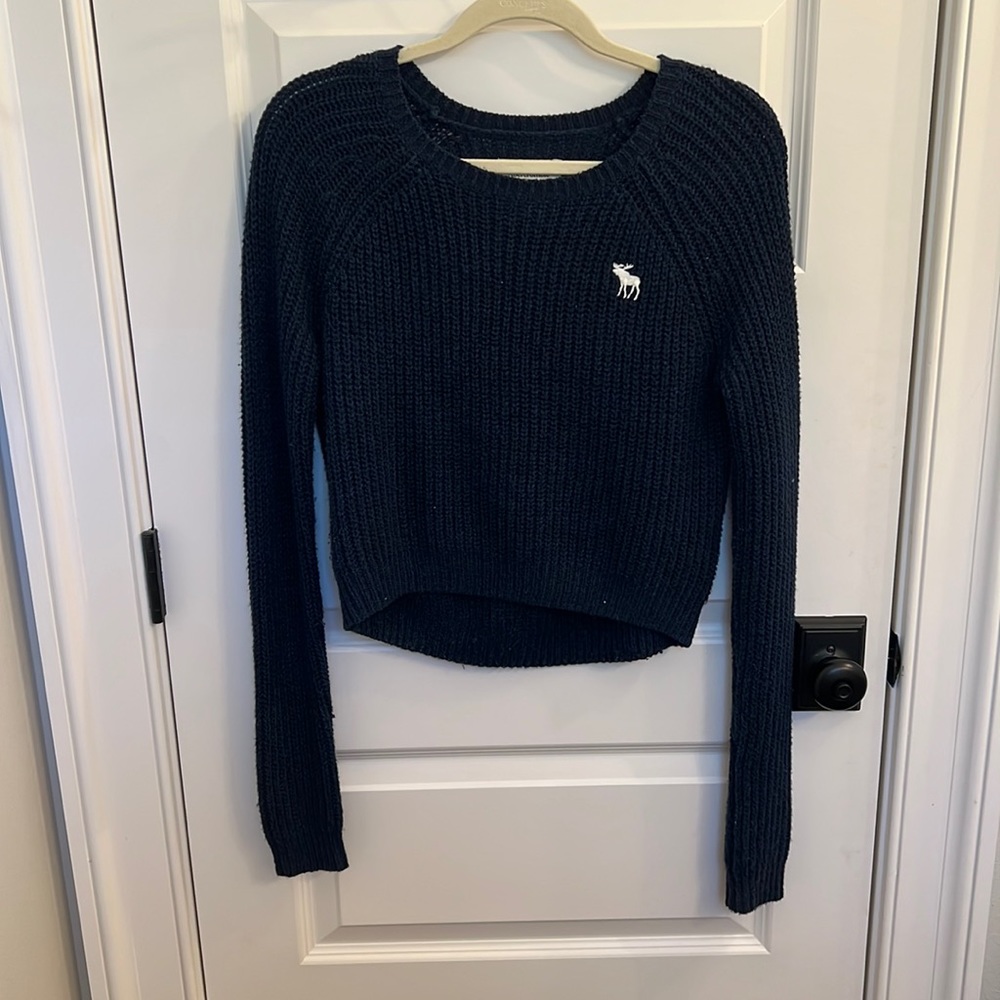 Cropped sweater